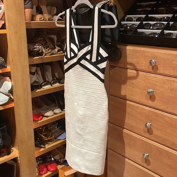 Herve Leger bandage dress black and white - Picture 2 of 9